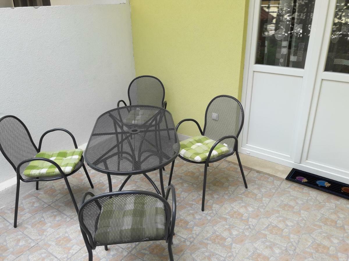 Apartments Lemongarden Duće Kültér fotó